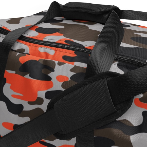 Orange camo duffel bag - Picture 2 of 16